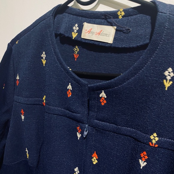 Amy Adams- 70s vintage dress with embroidered pattern, Long sleeves (size L) - Picture 2 of 6